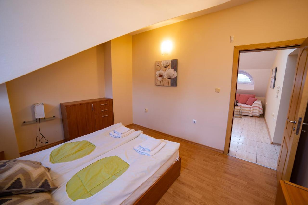Maisonette Picadilly Варна Экстерьер фото