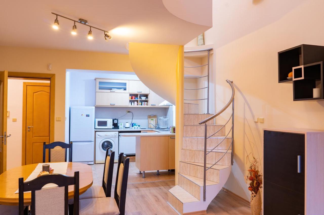Maisonette Picadilly Варна Экстерьер фото