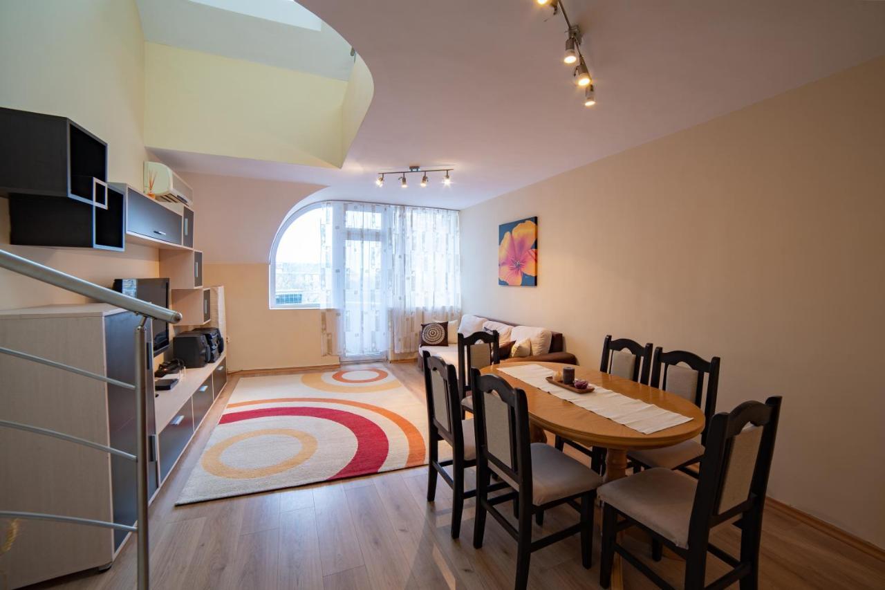 Maisonette Picadilly Варна Экстерьер фото